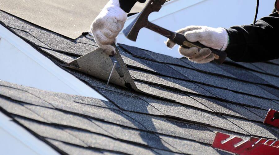 Professional residential roofers in Tupelo, AR